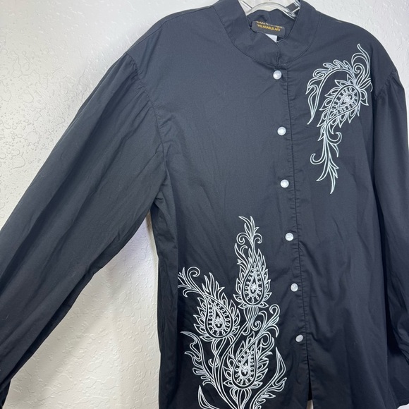 Bob Mackie top Embroidered‎ dressy Black and White Puff Sleeve Button Down Shirt - Picture 2 of 7